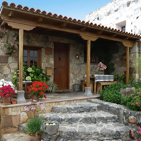 With Private Indoor Pool, Cleaning Included Vera de Erque